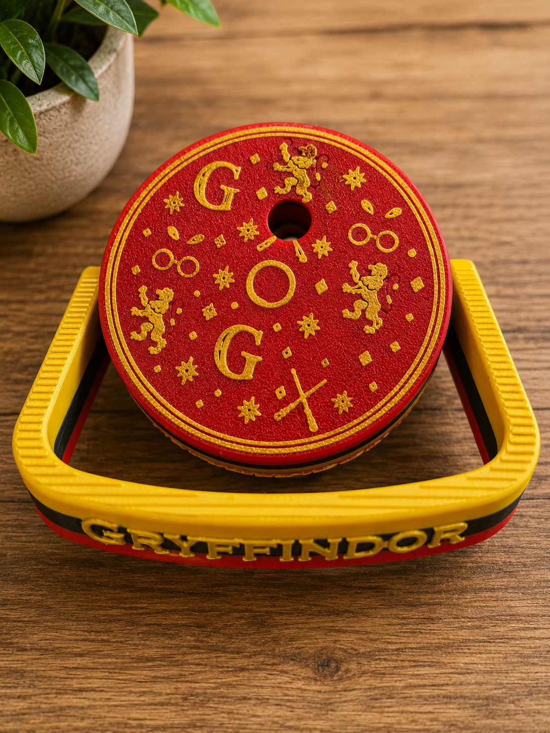 Gryffindor inspired can koozie