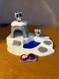 Snow leopard play set